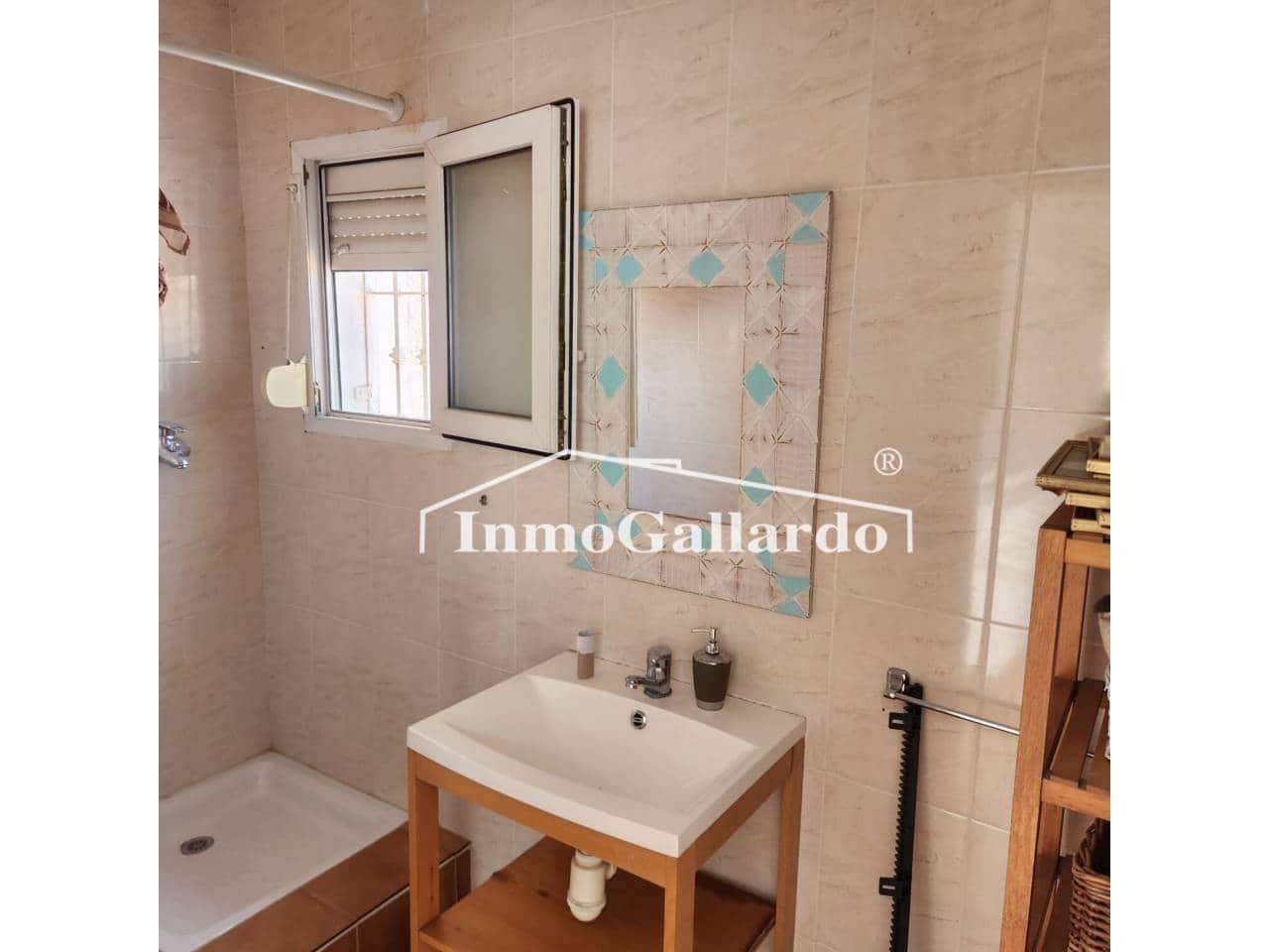 Casa de 4 habitaciones en Añoreta en venta con piscina garaje - 590.000 € (Ref: 9872884)