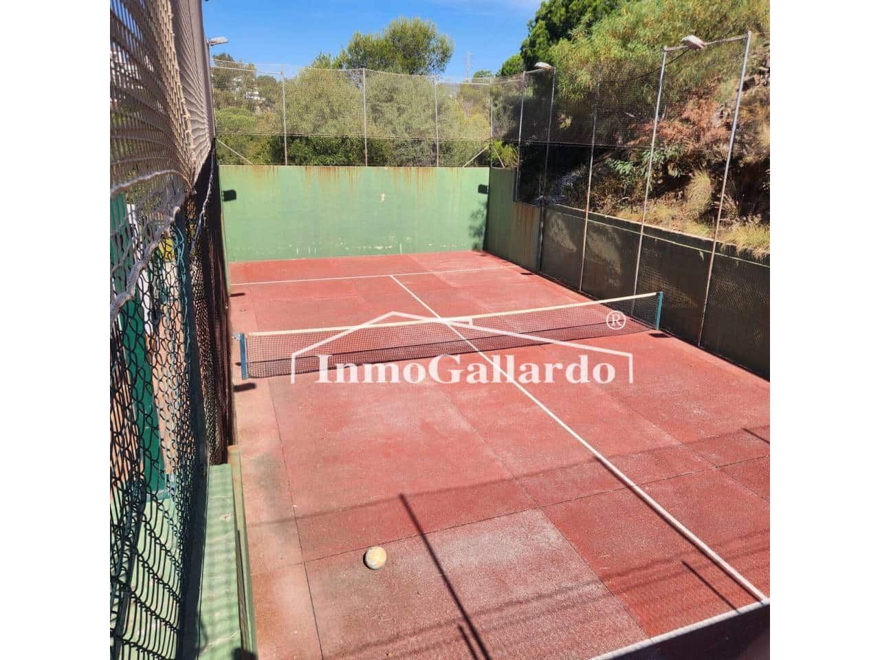Casa de 4 habitaciones en Añoreta en venta con piscina garaje - 590.000 € (Ref: 9872884)