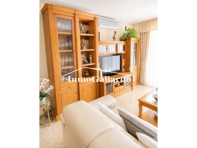 3 makuuhuone Asunto vuokrattavana paikassa El Palo, Málaga kaupunki mukana 
autotalli - 1 500 € (Ref: 9877738)