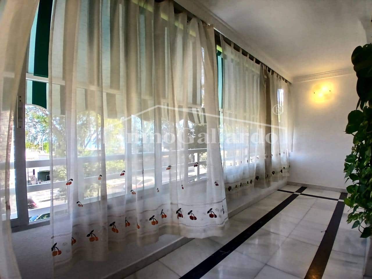 4 makuuhuone Asunto vuokrattavana paikassa Malaga kaupunki mukana 
autotalli - 1 700 € (Ref: 9877739)