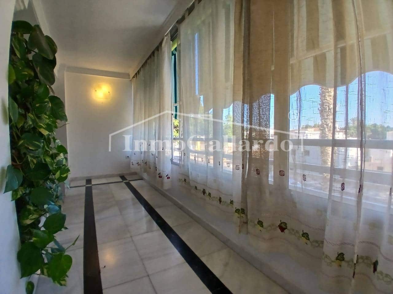 4 makuuhuone Asunto vuokrattavana paikassa Malaga kaupunki mukana 
autotalli - 1 700 € (Ref: 9877739)