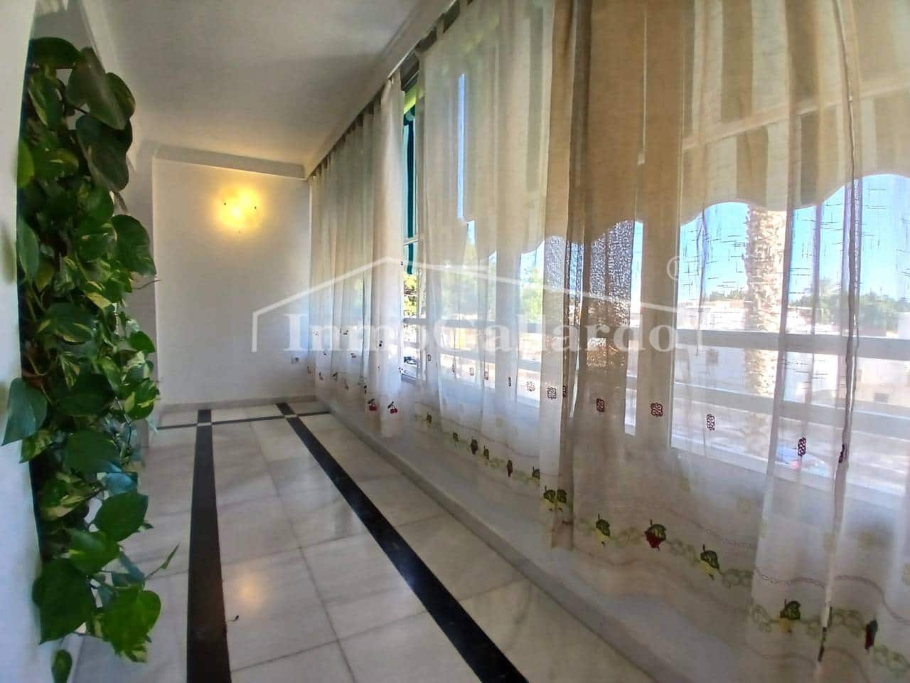 4 makuuhuone Asunto vuokrattavana paikassa Malaga kaupunki mukana 
autotalli - 1 700 € (Ref: 9877739)