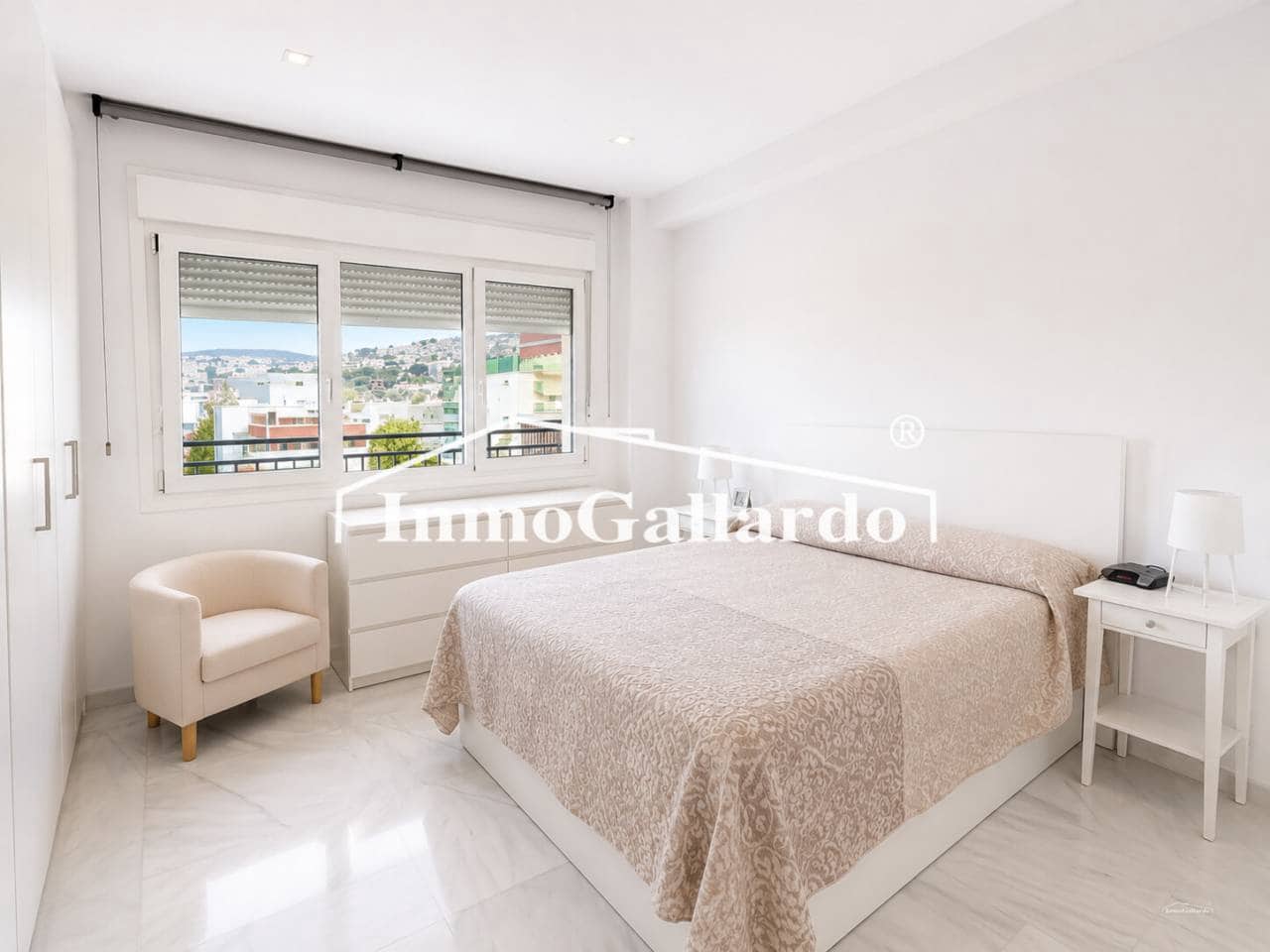 3 slaapkamer Flat te koop in Malaga stad - € 560.000 (Ref: 9889663)