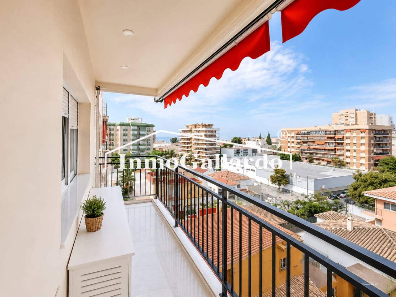 3 slaapkamer Flat te koop in Malaga stad - € 560.000 (Ref: 9889663)