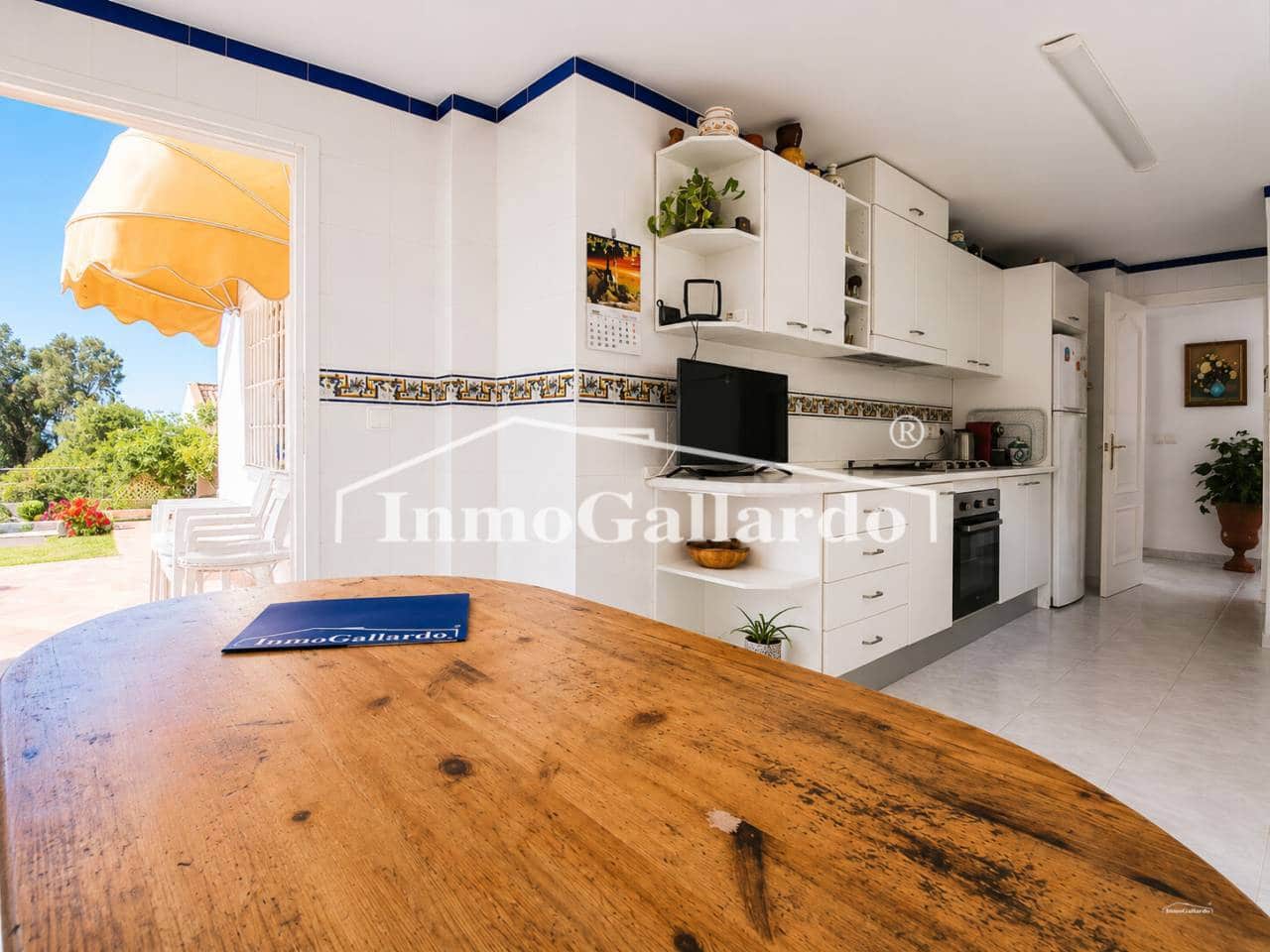 6 chambre Villa/Maison Semi-Mitoyenne à vendre à Malaga ville avec garage - 1 057 000 € (Ref: 9895680)