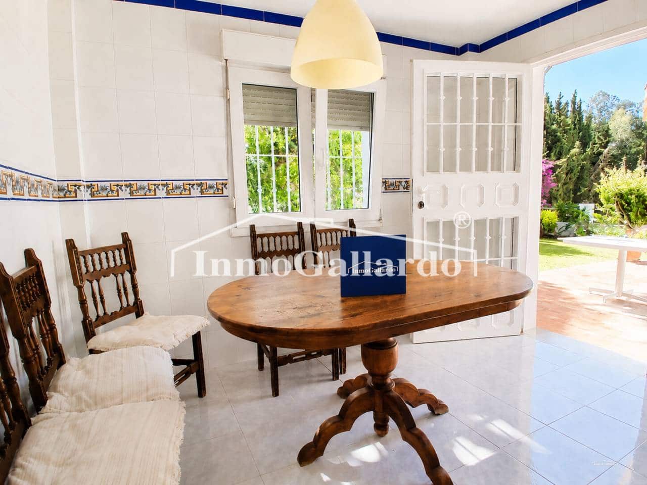 6 chambre Villa/Maison Semi-Mitoyenne à vendre à Malaga ville avec garage - 1 057 000 € (Ref: 9895680)