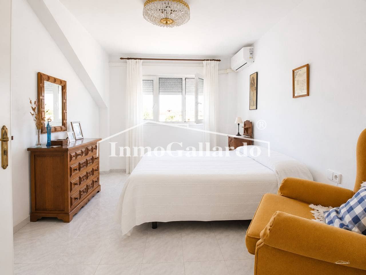 6 chambre Villa/Maison Semi-Mitoyenne à vendre à Malaga ville avec garage - 1 057 000 € (Ref: 9895680)