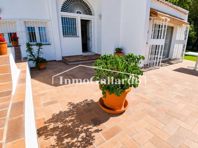 6 chambre Villa/Maison Semi-Mitoyenne à vendre à Miraflores del Palo, Malaga ville - 1 057 000 € (Ref: 9895680)