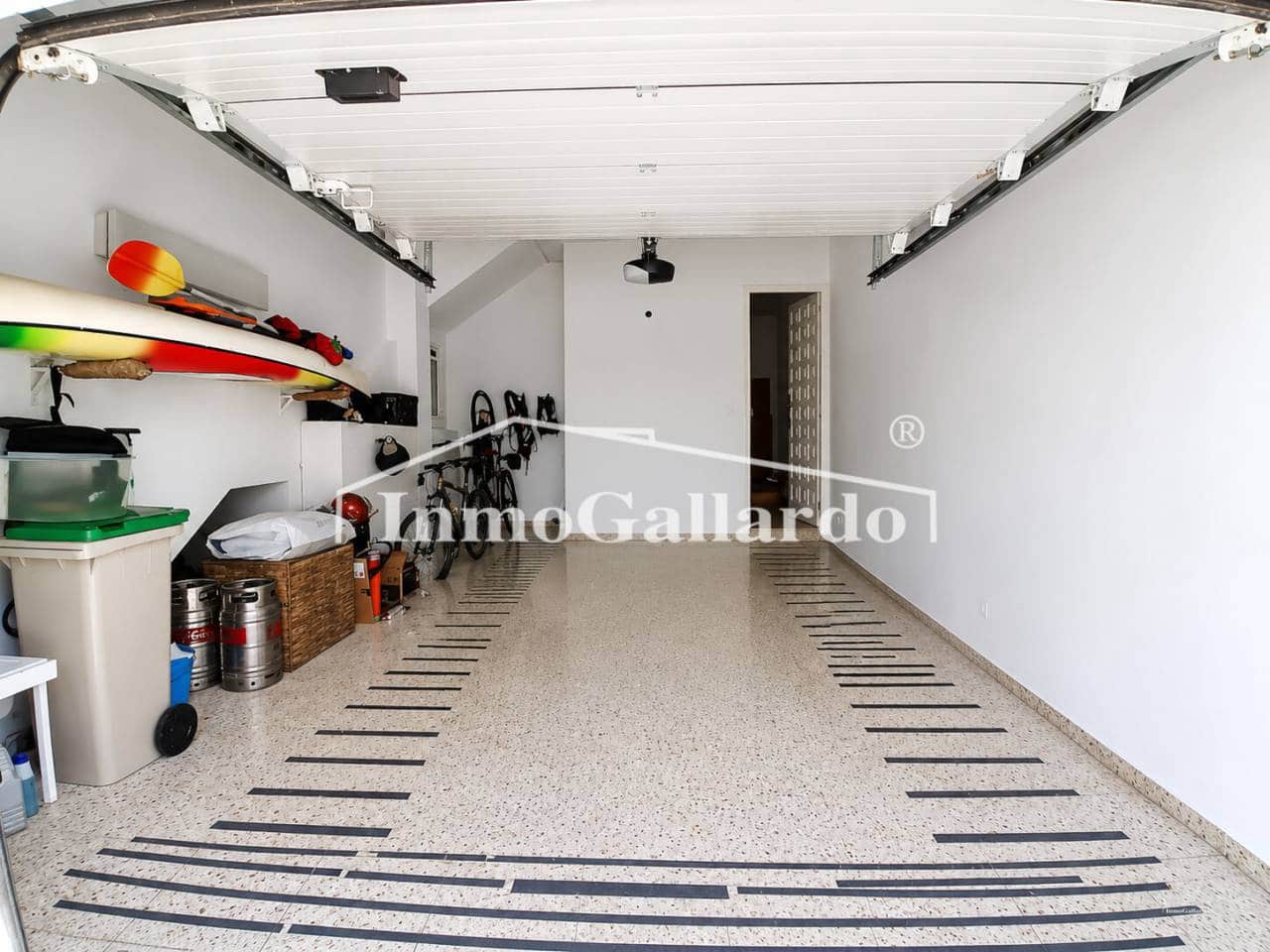 6 chambre Villa/Maison Semi-Mitoyenne à vendre à Malaga ville avec garage - 1 057 000 € (Ref: 9895680)