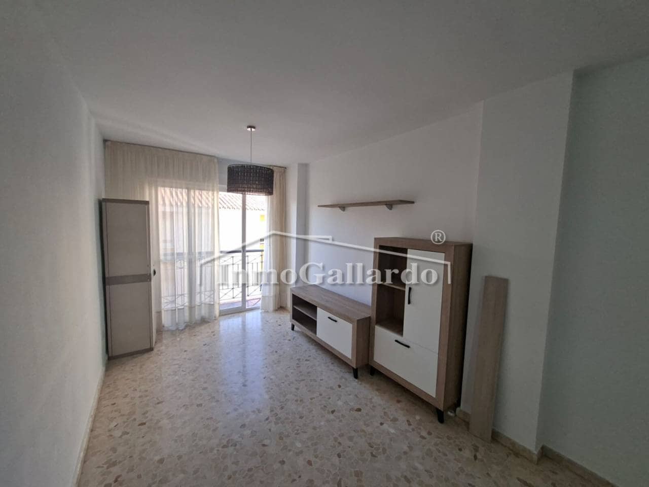 2 bedroom Flat for rent in Rincon de la Victoria - € 1,000 (Ref: 9919238)
