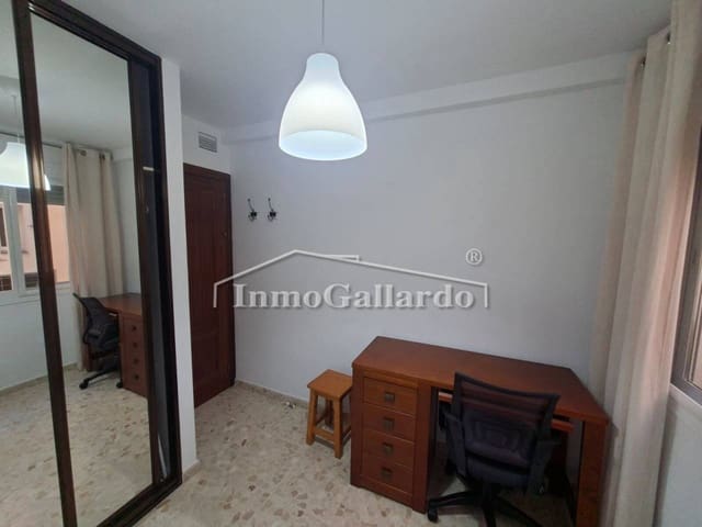 2 soverom Leilighet til leie i Rincón de la Victoria - € 1 000 (Ref: 9919238)
