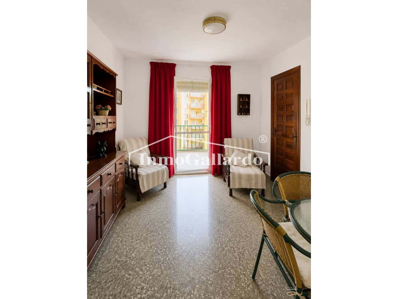 Piso de 1 habitación en Vélez-Málaga en venta con piscina - 249.000 € (Ref: 9919239)