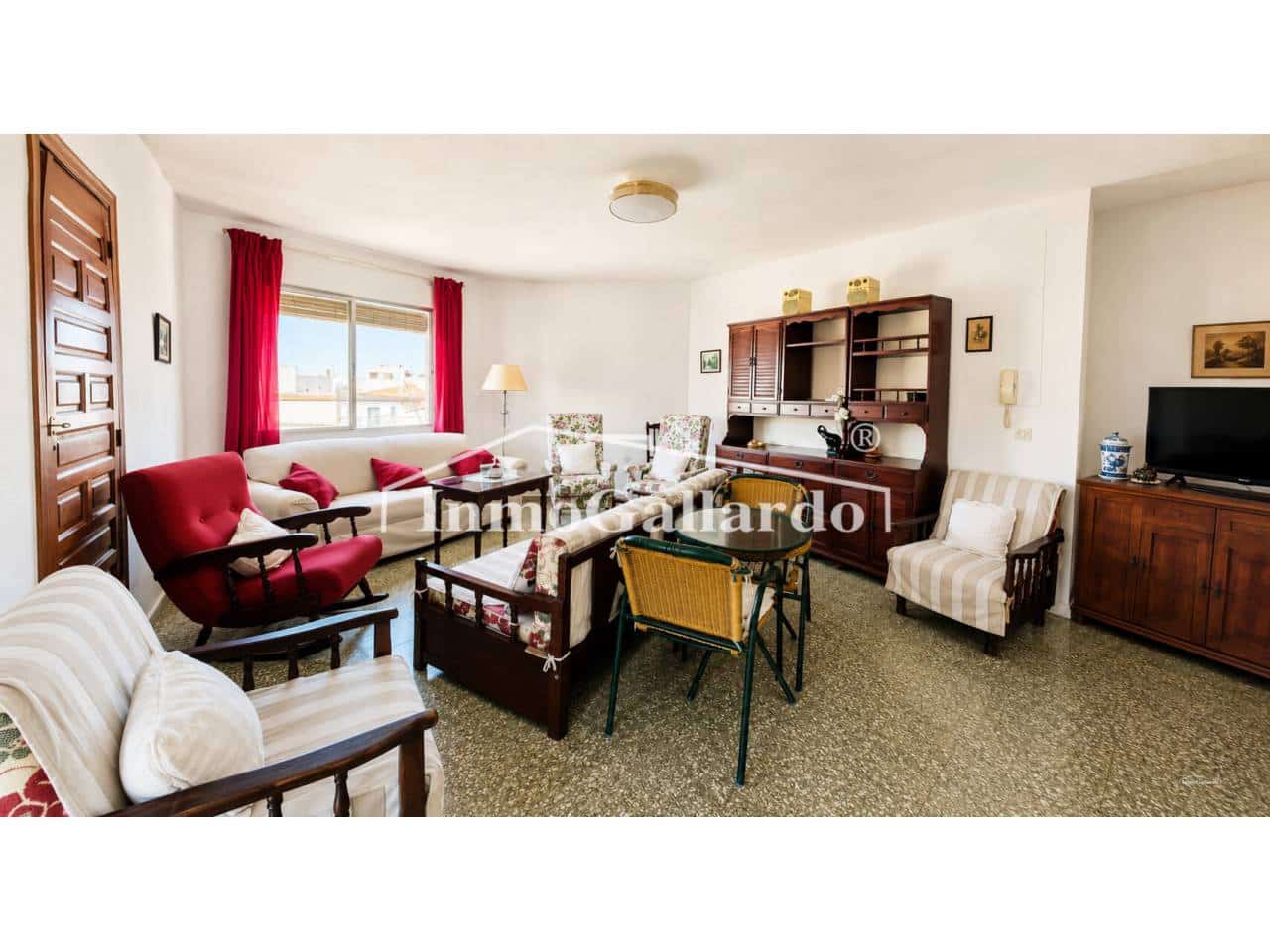 Piso de 1 habitación en Vélez-Málaga en venta con piscina - 249.000 € (Ref: 9919239)