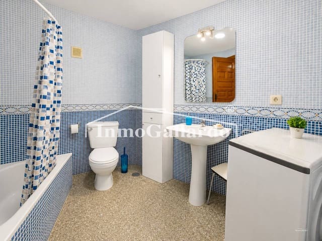 Piso de 1 habitación en Vélez-Málaga en venta con piscina - 249.000 € (Ref: 9919239)