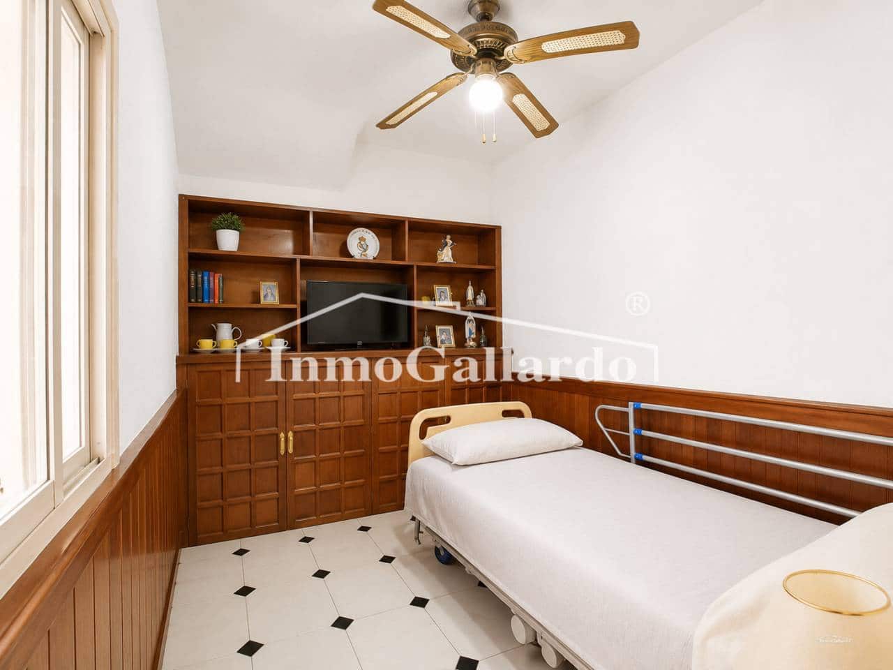 3 soveværelse Lejlighed til salg i Malaga by - € 265.000 (Ref: 9937406)
