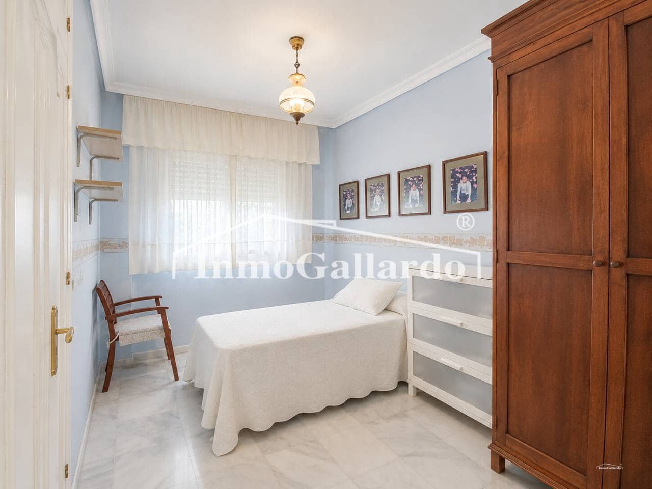 5 soveværelse Rækkehus til salg i Malaga by med swimmingpool garage - € 833.900 (Ref: 9941660)