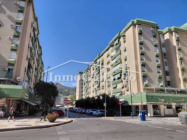 Local Commercial à louer à El Palo, Malaga ville - 870 € (Ref: 9983129)