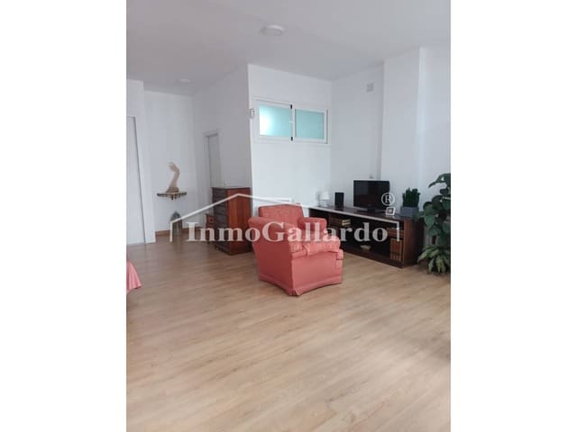 Yksiö myytävänä paikassa Málaga kaupunki - 197 000 € (Ref: 9983130)