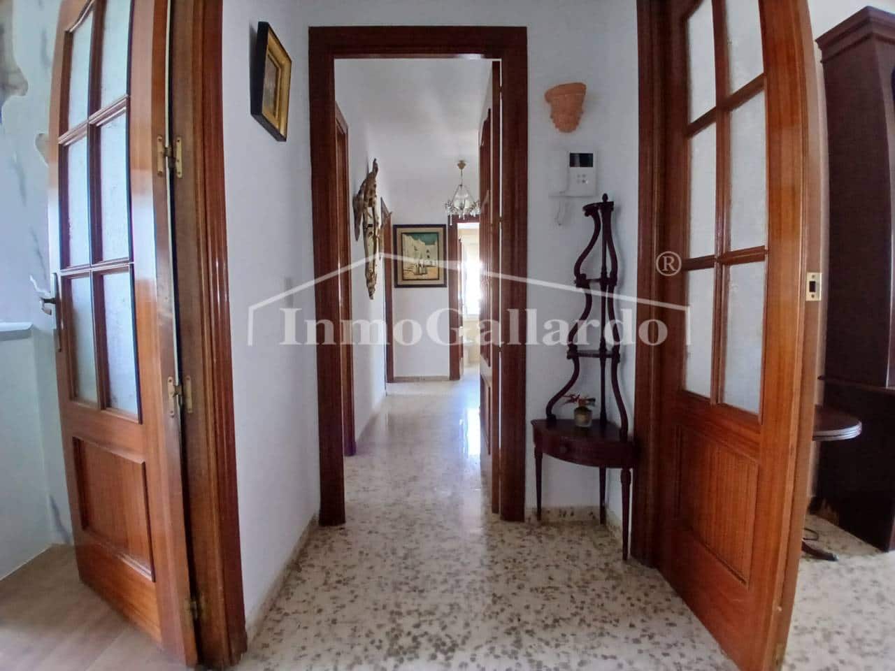 4 camera da letto Appartamento da affittare in Malaga citta - 1.500 € (Rif: 9990078)