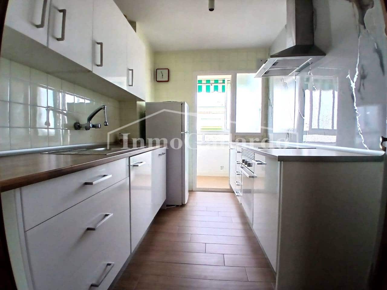 4 camera da letto Appartamento da affittare in Malaga citta - 1.500 € (Rif: 9990078)