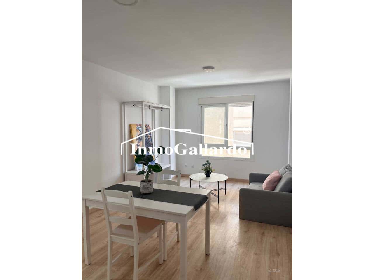 2 slaapkamer Flat te koop in Malaga stad met garage - € 280.000 (Ref: 9990079)