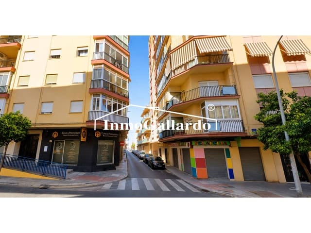 2 slaapkamer Flat te koop in Málaga stad met garage - € 280.000 (Ref: 9990079)