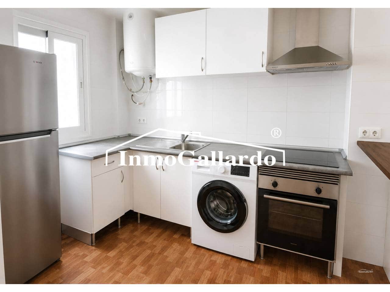 2 slaapkamer Flat te koop in Malaga stad met garage - € 280.000 (Ref: 9990079)
