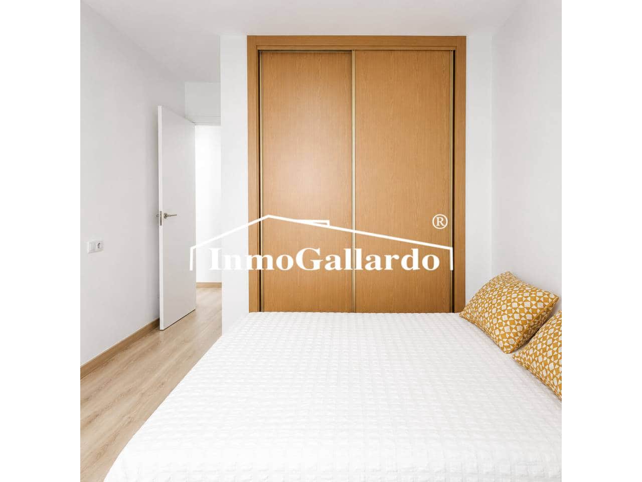 2 slaapkamer Flat te koop in Malaga stad met garage - € 280.000 (Ref: 9990079)