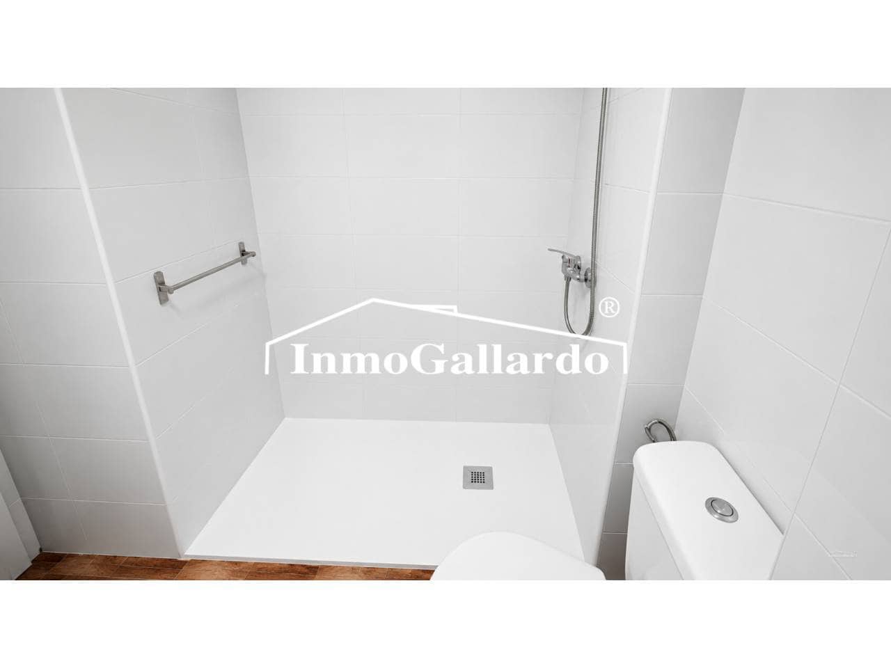 2 slaapkamer Flat te koop in Malaga stad met garage - € 280.000 (Ref: 9990079)