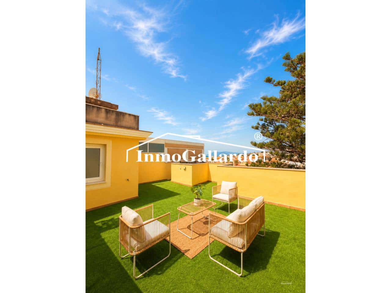 1 slaapkamer Penthouse te koop in Rincon de la Victoria met zwembad garage - € 355.000 (Ref: 9990081)