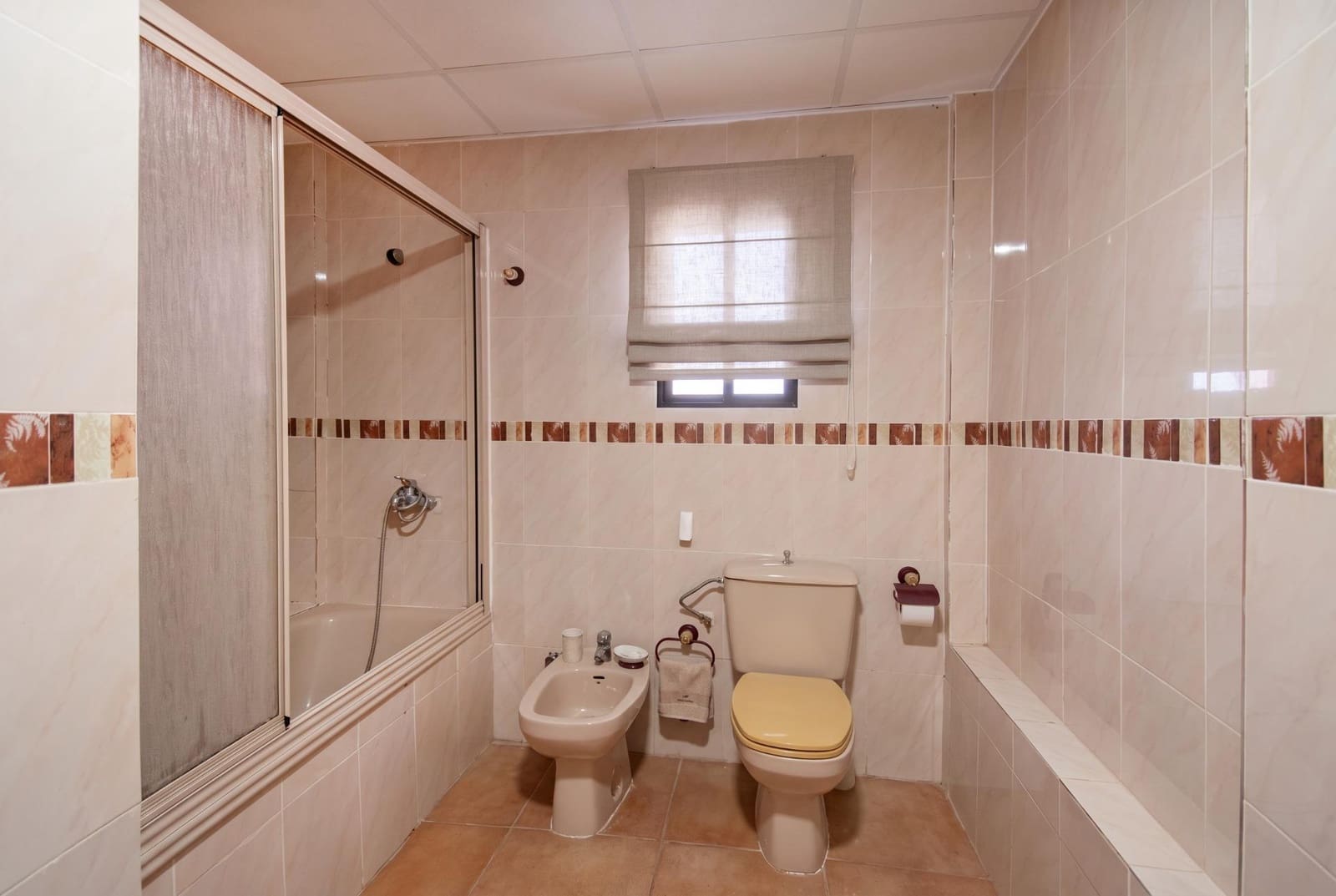 4 sypialnia Dom blizniak na sprzedaż w Montserrat z basenem - 149 990 € (Ref: 10062277)