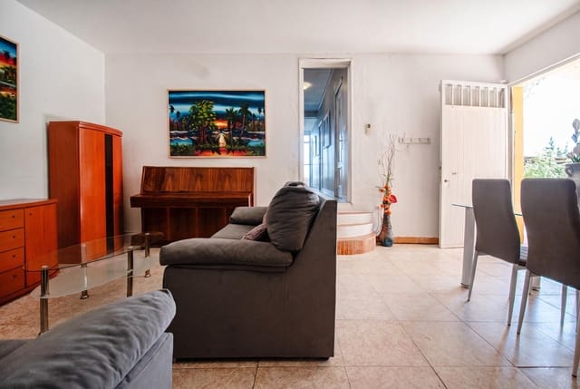 4 sypialnia Dom blizniak na sprzedaż w Montserrat z basenem - 149 990 € (Ref: 10062277)