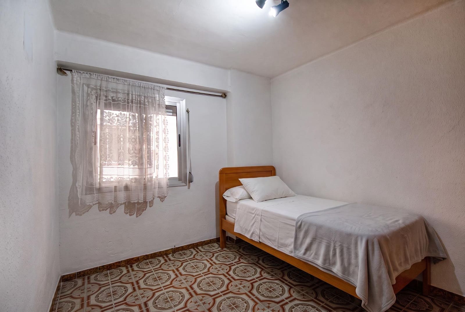 4 slaapkamer Flat te koop in Valencia stad met garage - € 285.000 (Ref: 10173964)