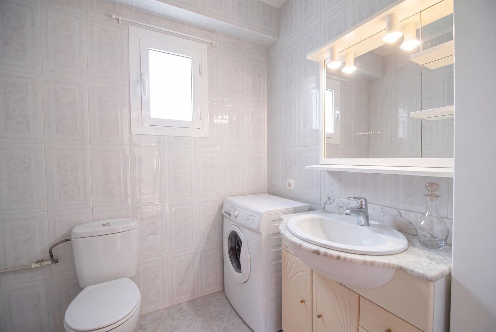 4 slaapkamer Flat te koop in Valencia stad met garage - € 285.000 (Ref: 10173964)