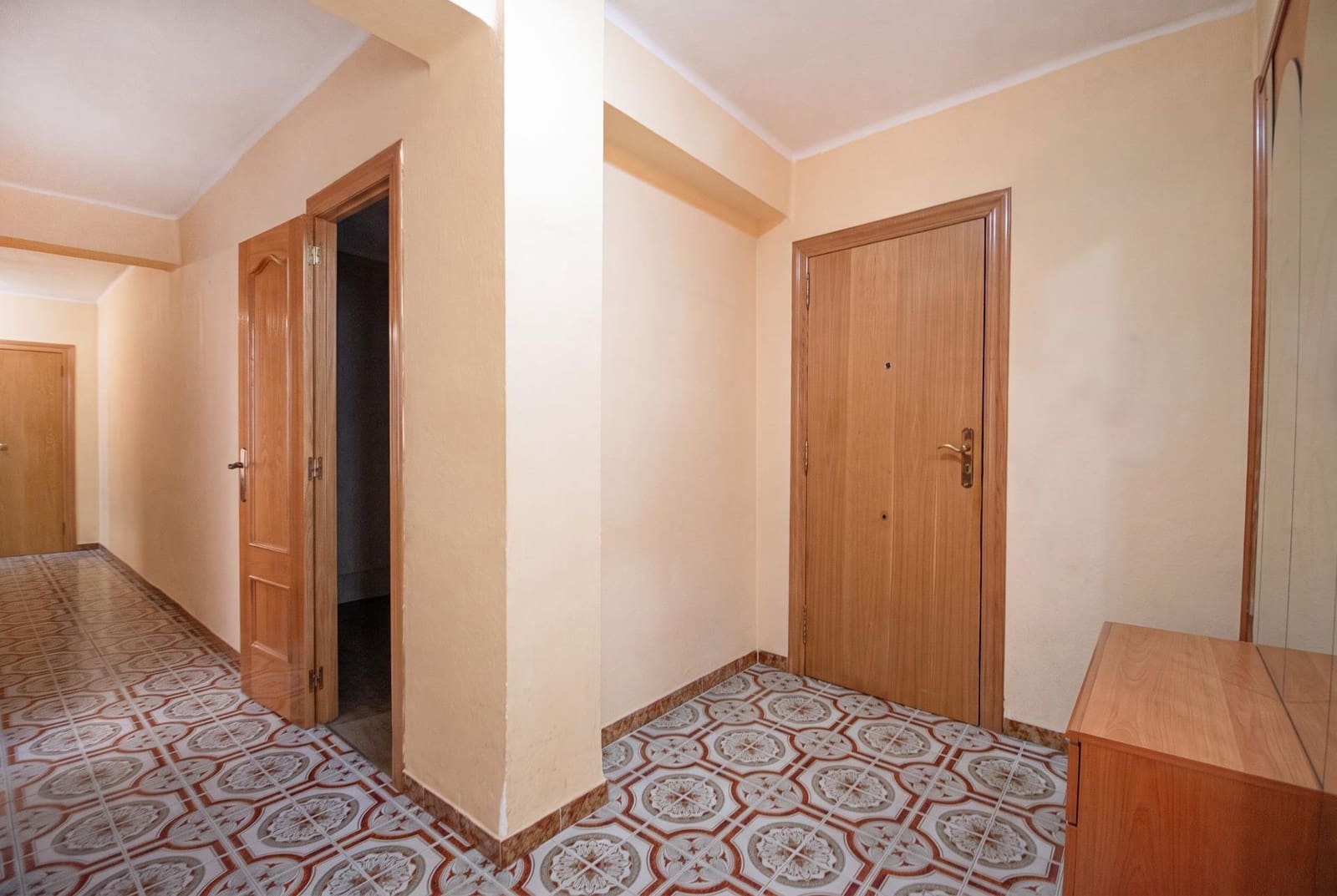 4 slaapkamer Flat te koop in Valencia stad met garage - € 285.000 (Ref: 10173964)