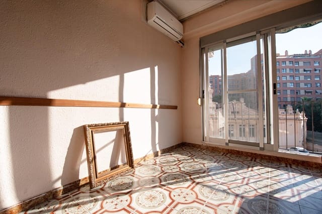 4 chambre Appartement à vendre à Nou Moles, Valence ville avec garage - 285 000 € (Ref: 10173964)