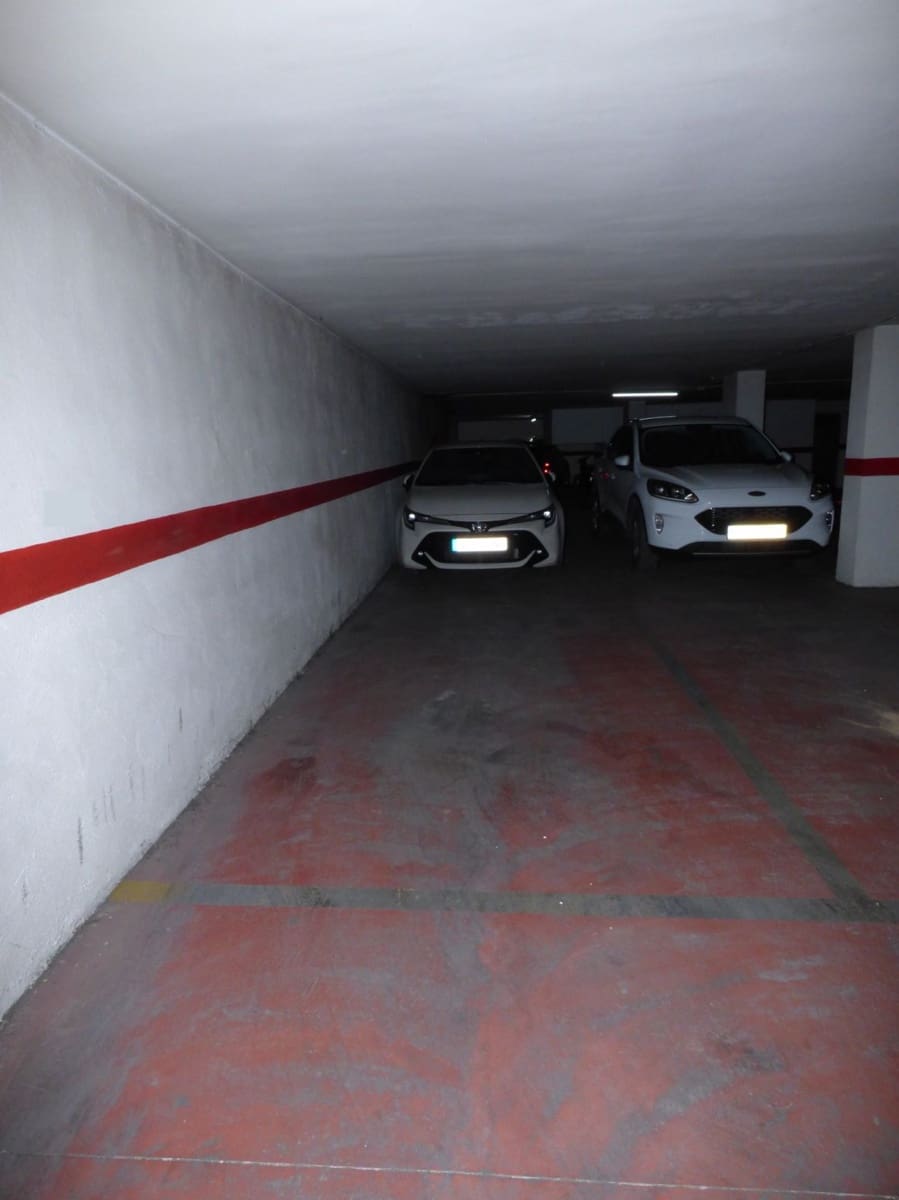 Garagem para venda em Torrent - 18 000 € (Ref: 9107730)