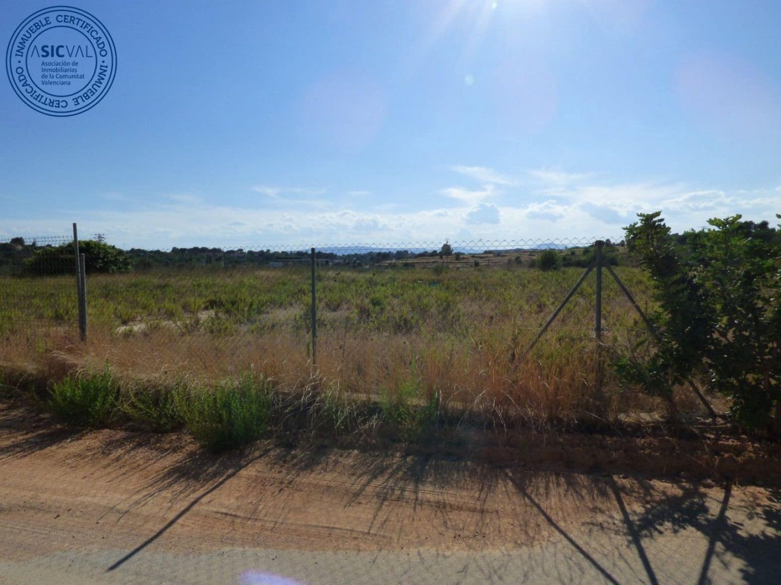 Mark till salu i Montserrat - 40 000 € (Ref: 9107734)