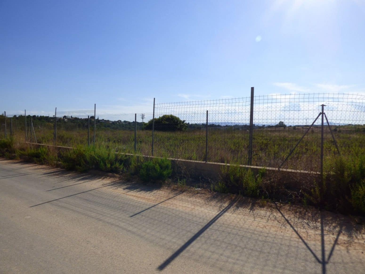 Mark till salu i Montserrat - 40 000 € (Ref: 9107734)