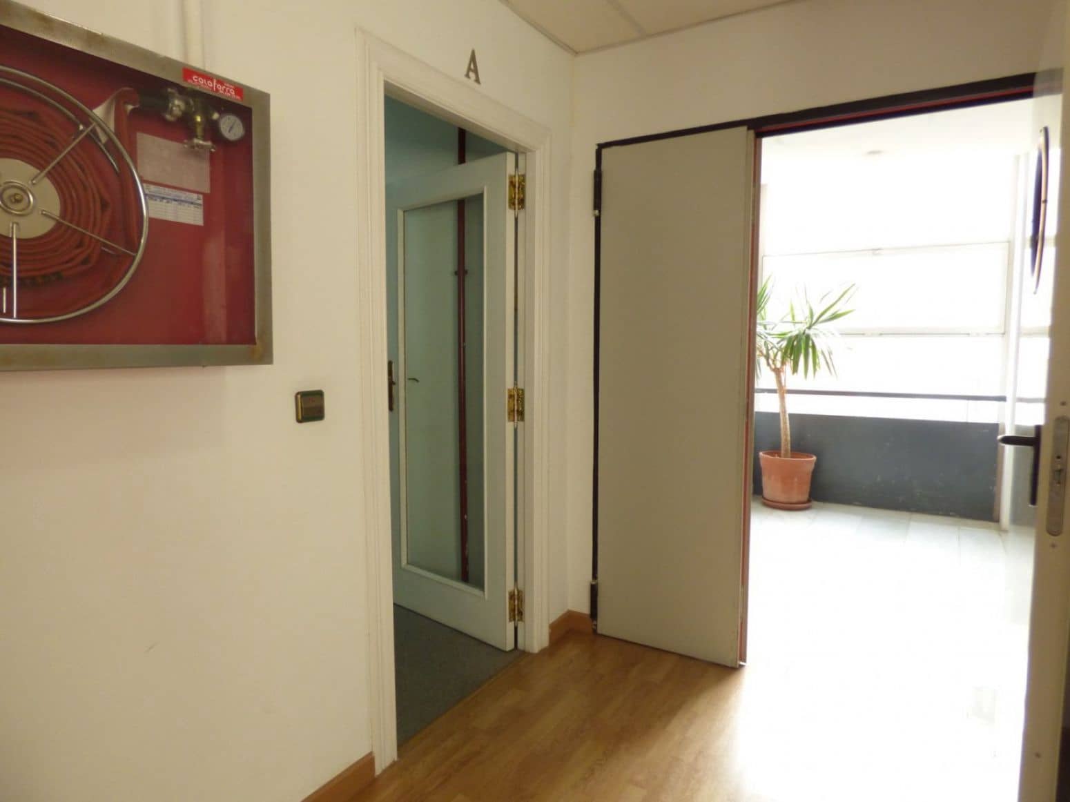 Kontor til leje i Torrent - € 450 (Ref: 9107736)