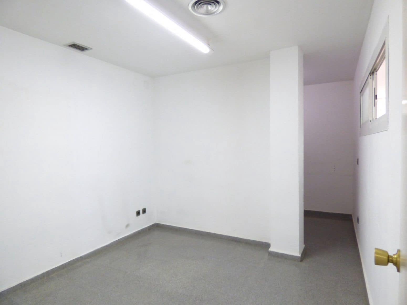 Kontor til leje i Torrent - € 450 (Ref: 9107736)