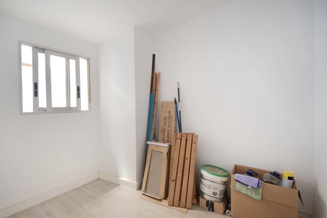 1 Zimmer Gewerbe zu verkaufen in Alaquàs - 69.900 € (Ref: 9118646)