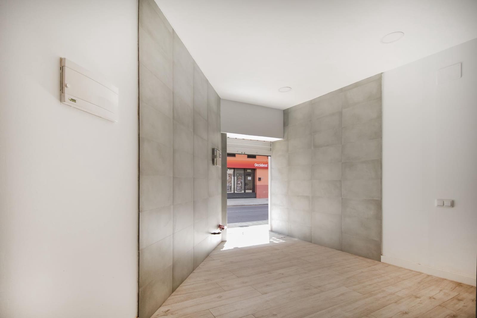 1 soveværelse Erhverv til salg i Alaquas - € 69.900 (Ref: 9118646)