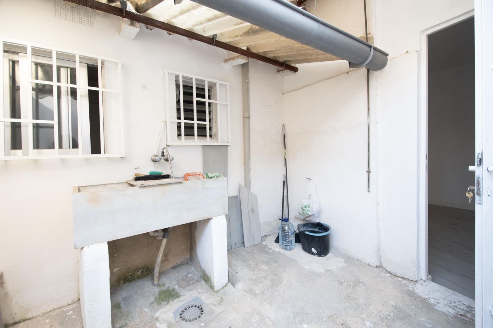 1 soveværelse Erhverv til salg i Alaquas - € 69.900 (Ref: 9118646)