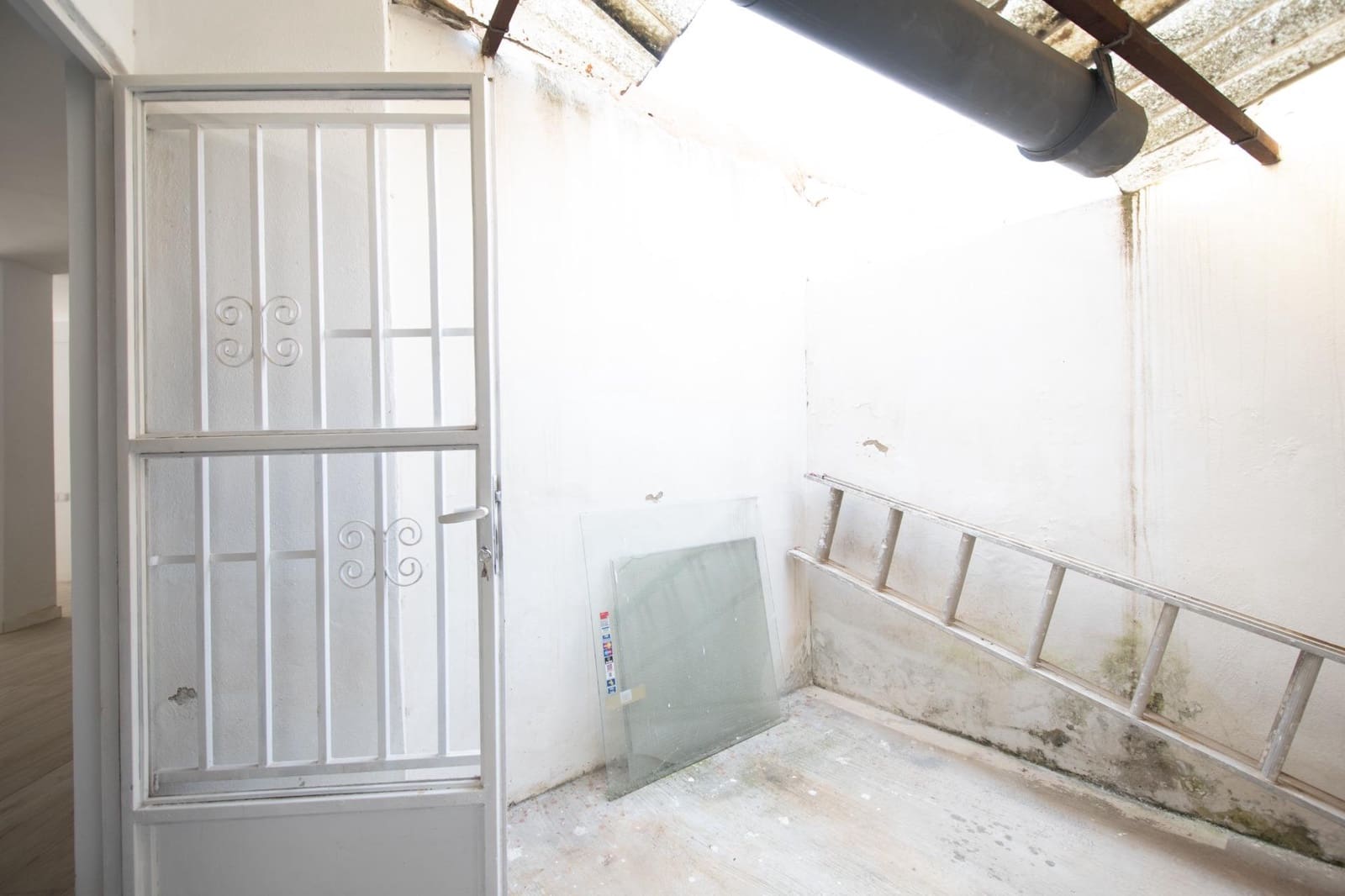 1 soveværelse Erhverv til salg i Alaquas - € 69.900 (Ref: 9118646)