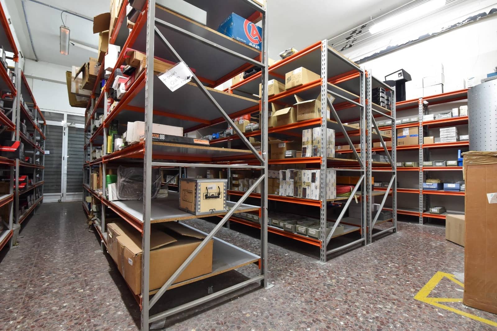 Local Commercial à vendre à Valence ville - 900 000 € (Ref: 9129656)