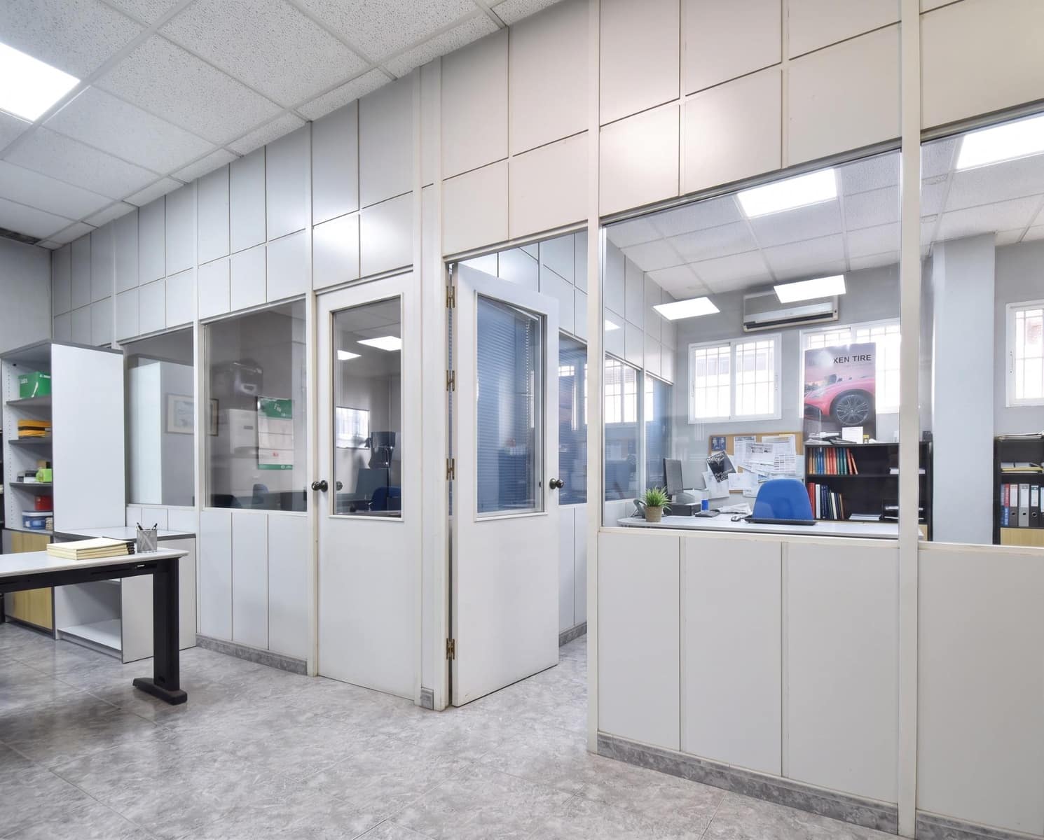 Kommersiell til salgs i Valencia by - € 900 000 (Ref: 9129656)