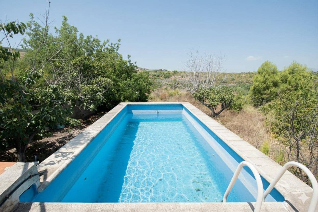 5 soveværelse Villa til salg i Montroy med swimmingpool - € 127.000 (Ref: 9152089)