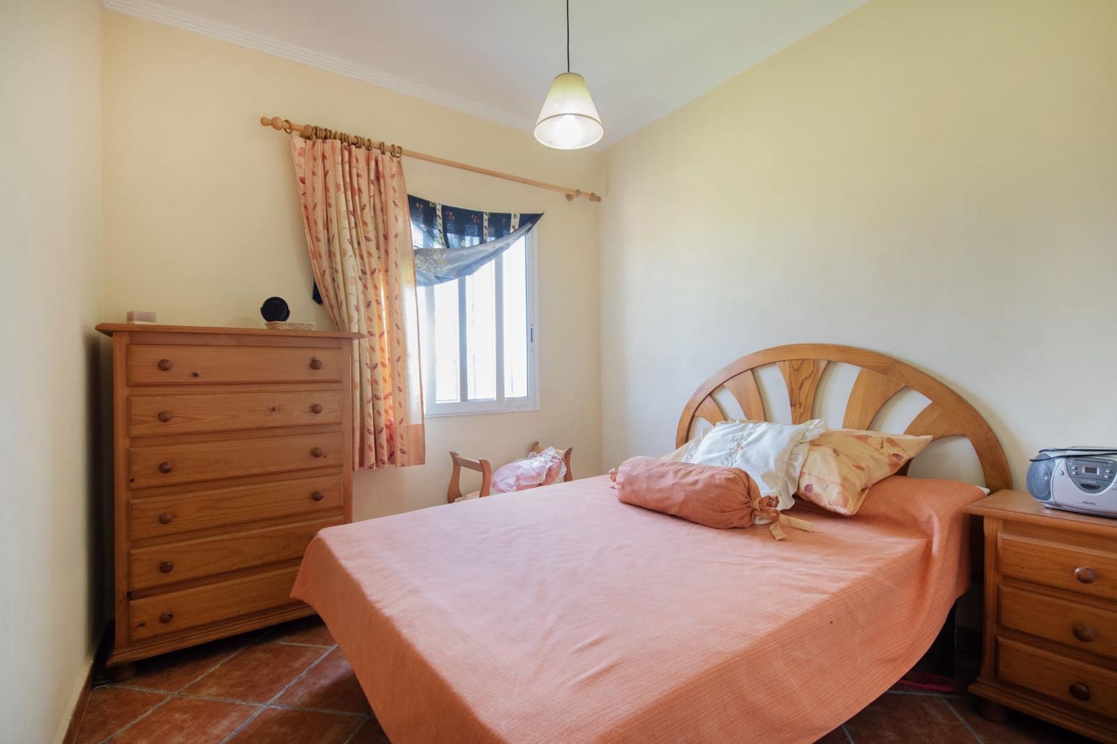 5 soveværelse Villa til salg i Montroy med swimmingpool - € 127.000 (Ref: 9152089)