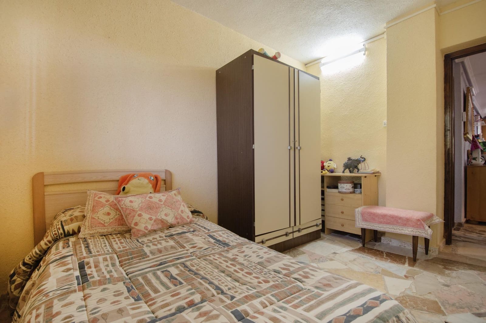 5 soveværelse Villa til salg i Montroy med swimmingpool - € 127.000 (Ref: 9152089)